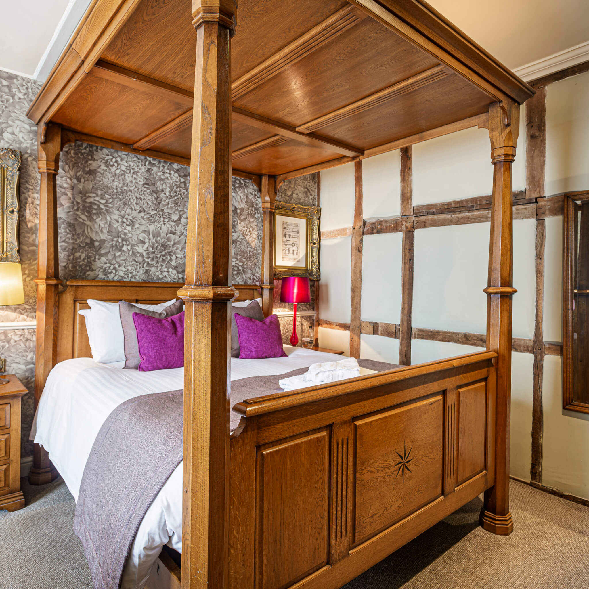 Deluxe Suite Hotel Stafford 1 scaled